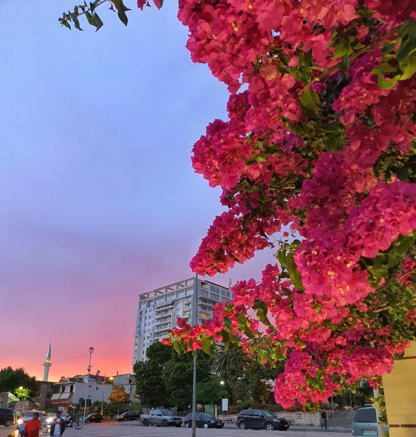 Hotel Joan Sarandë Esterno foto