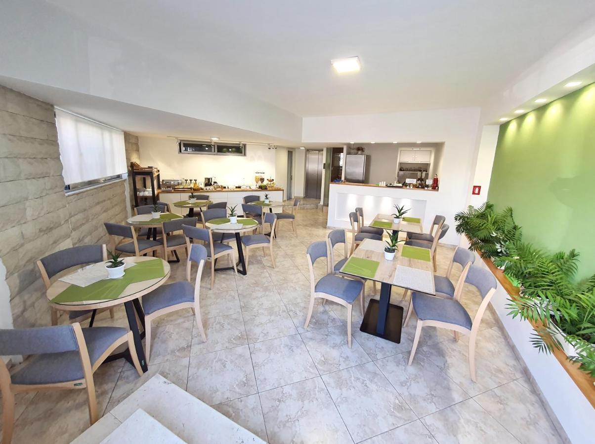 Hotel Joan Sarandë Esterno foto