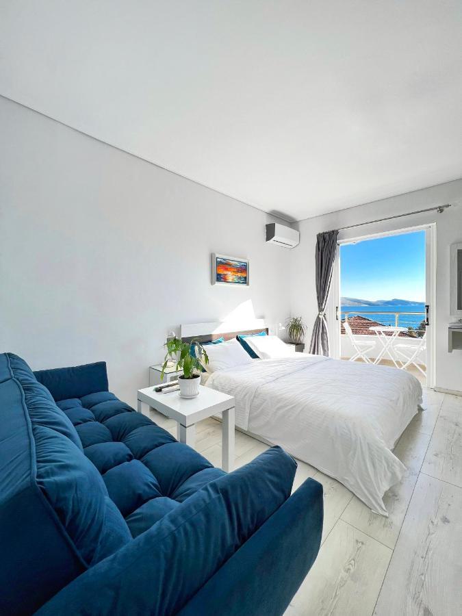 Hotel Joan Sarandë Esterno foto