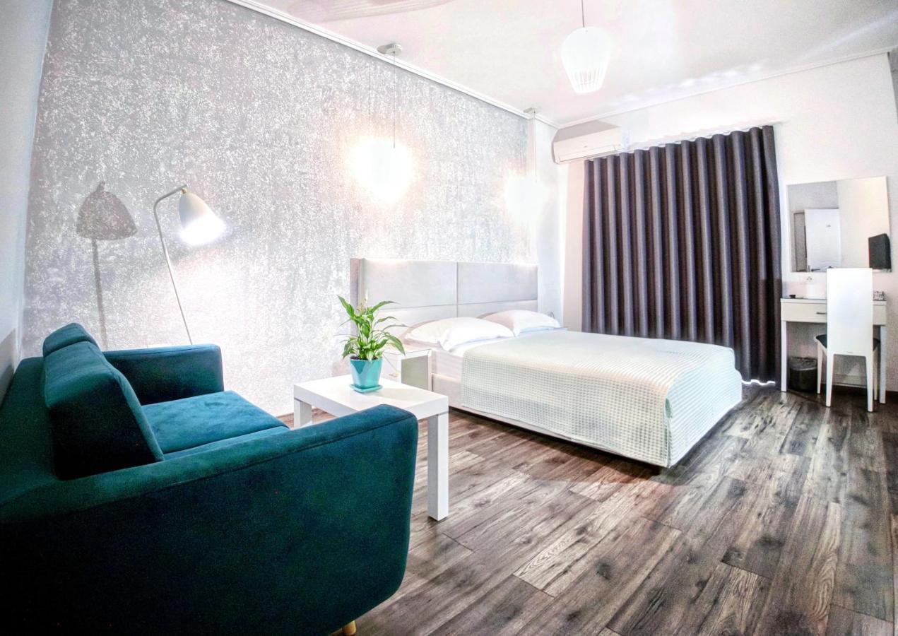 Hotel Joan Sarandë Esterno foto